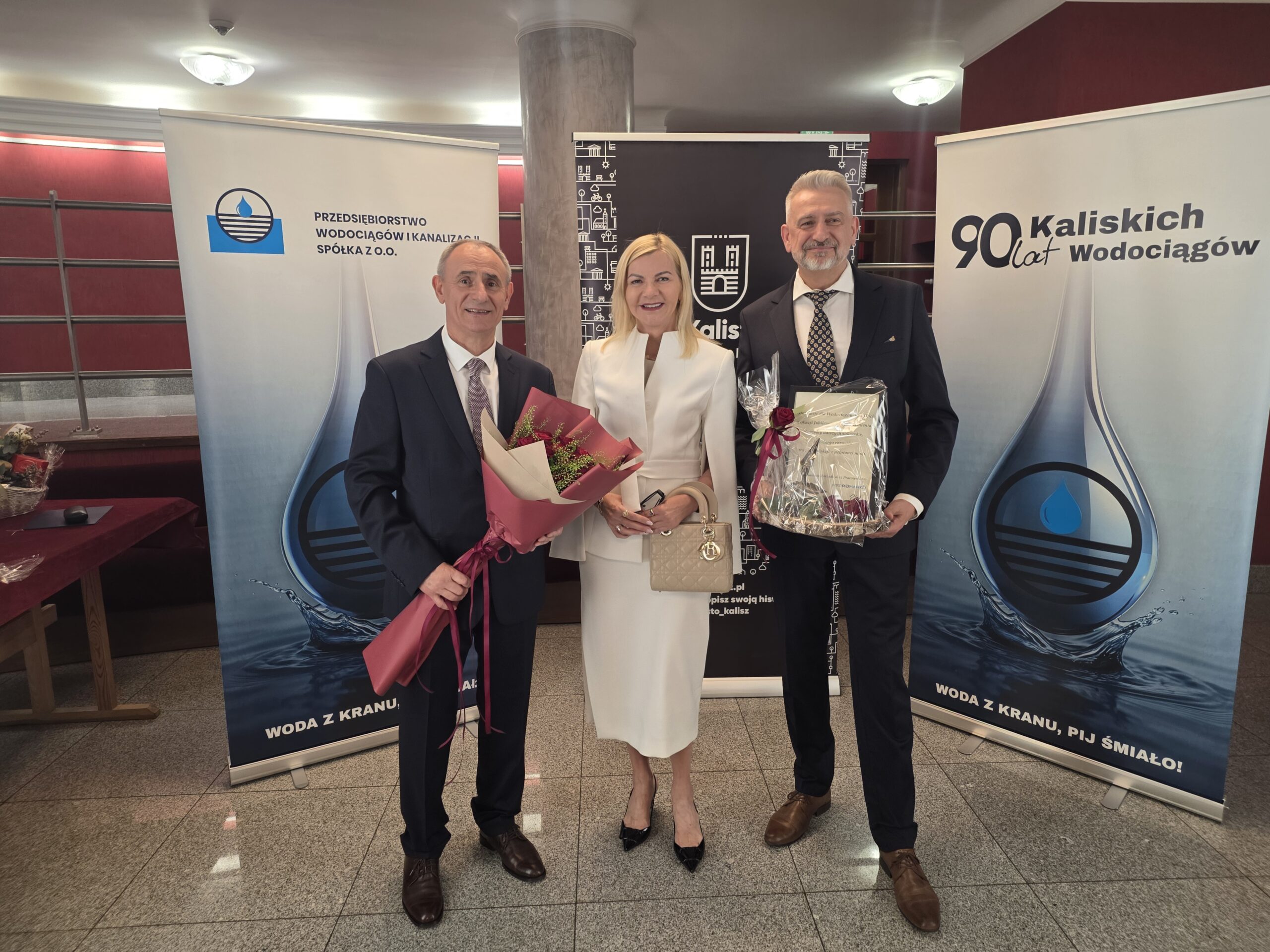 Aktualności - 90 lat historii, doświadczenia i nieustannego rozwoju.